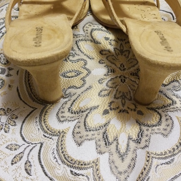 Shoes - Picture 2 of 3